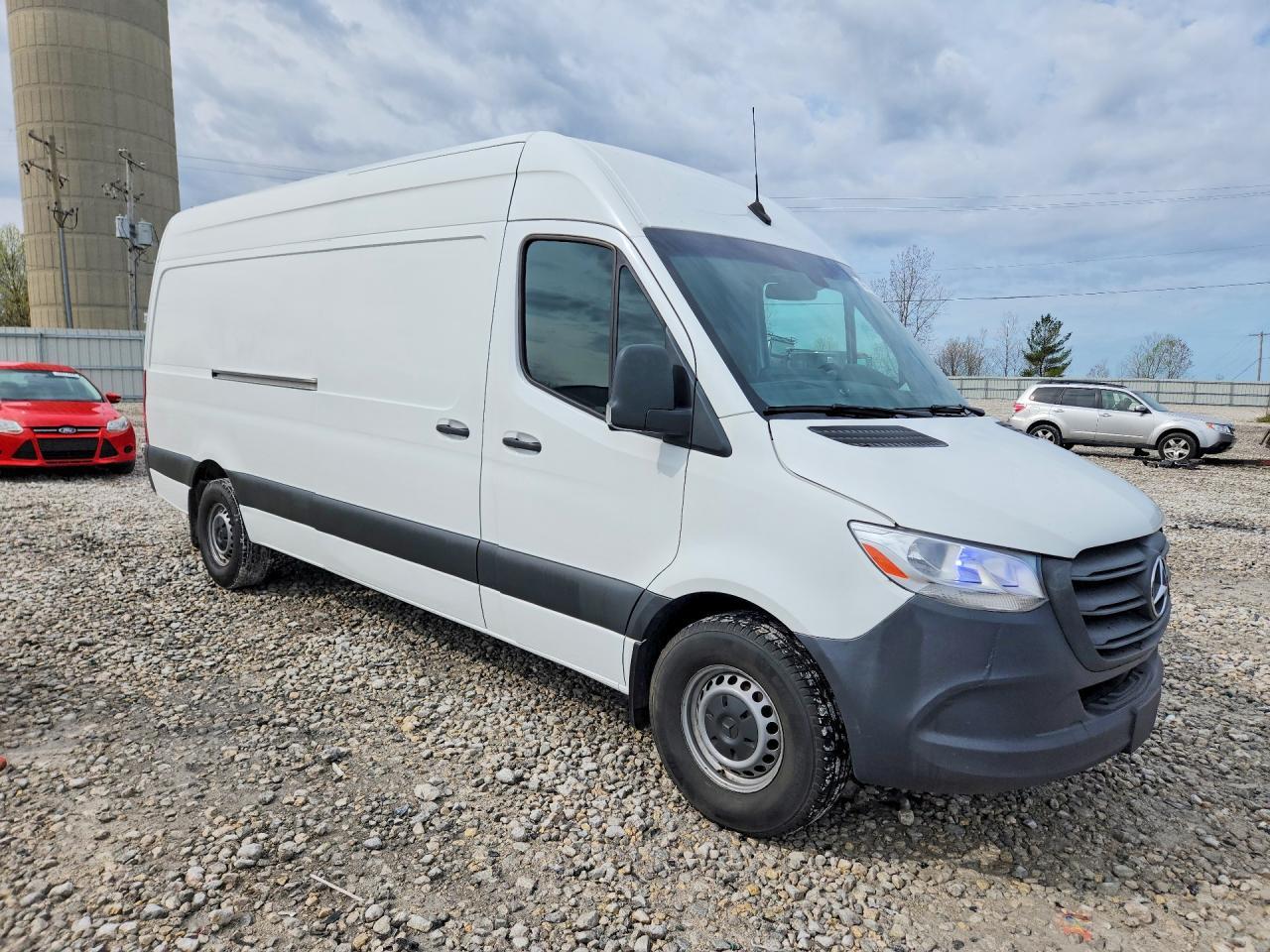 2021 Mercedes Benz Sprinter 2500 Delivery Van - Фото 4