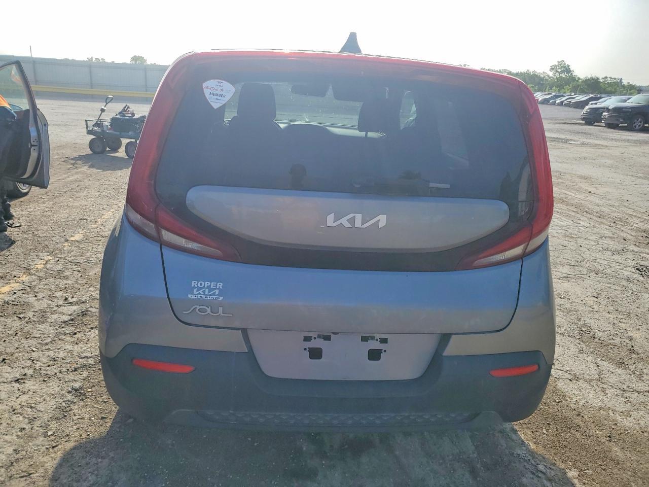 2022 Kia Soul Lx - Image 6