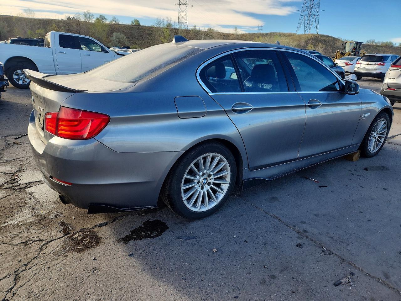 2012 BMW 535 Xi - Image 3