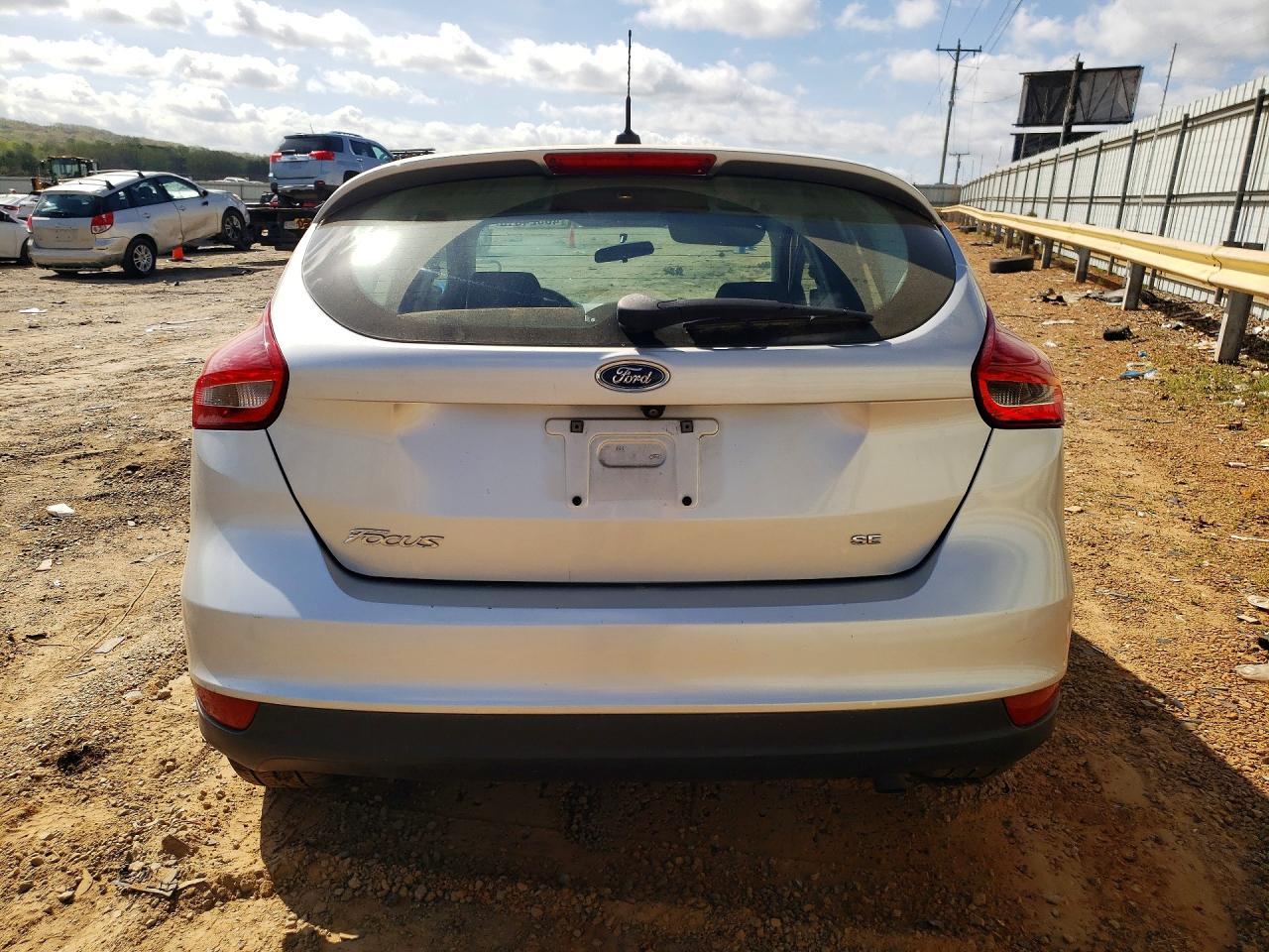 2015 Ford Focus - Image 6