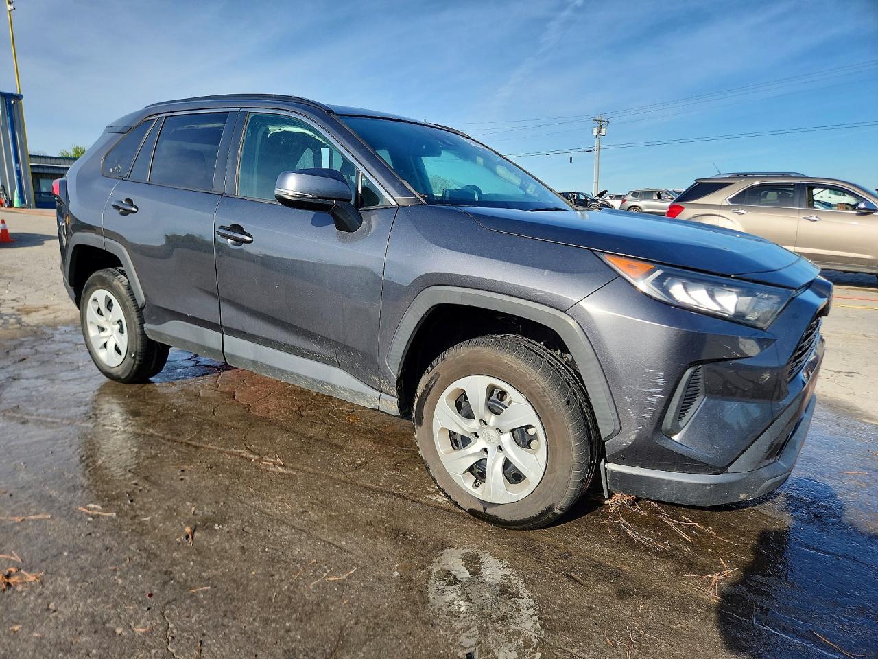 2021 Toyota Rav4 Le - Фото 4