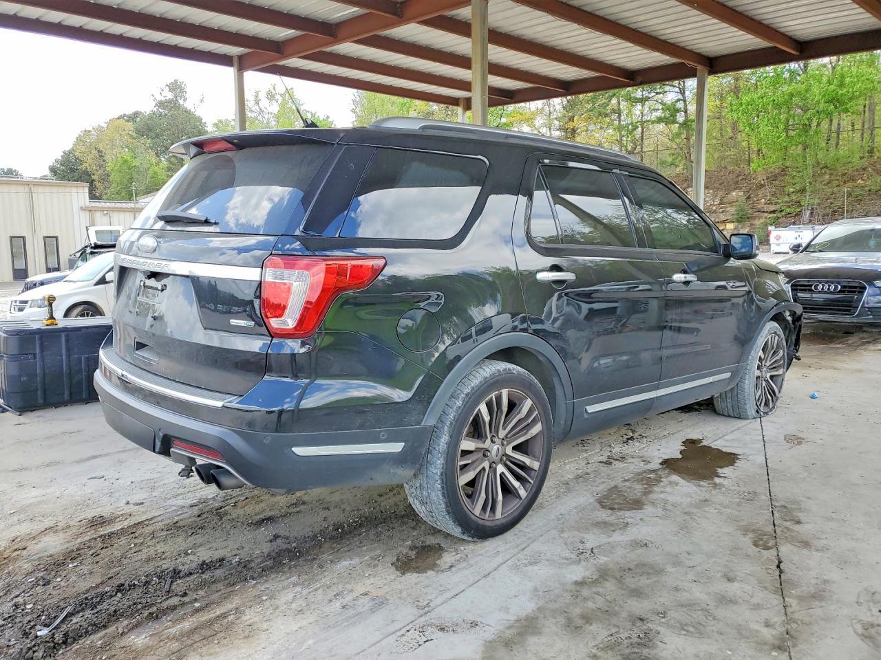 2018 Ford Explorer Platinum - Фото 3