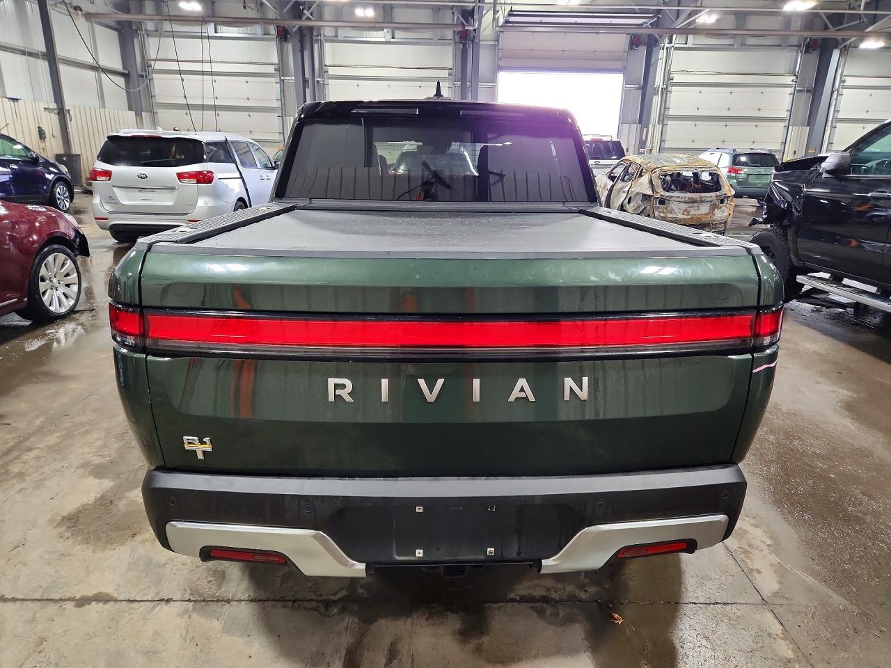 2022 Rivian R1T Launch Edition - Фото 6