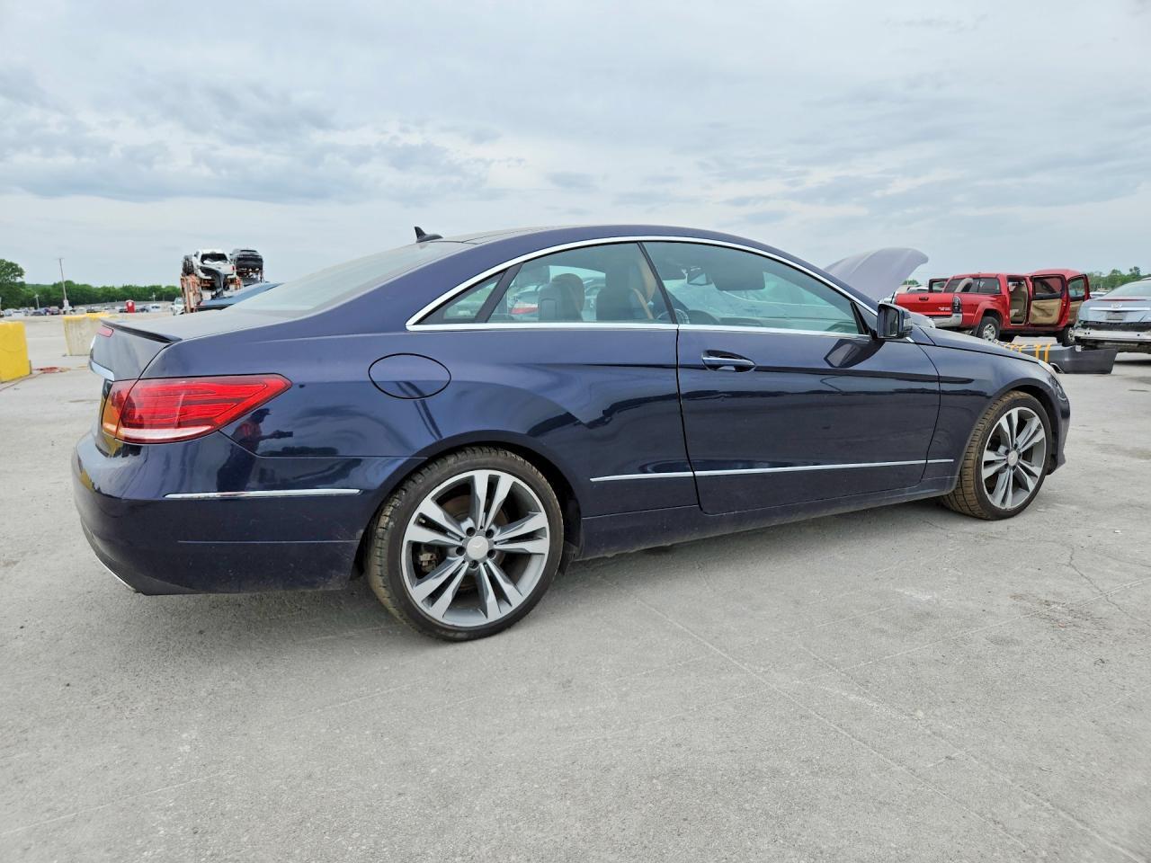 2016 Mercedes-Benz E 400 2D Coupe - Фото 3