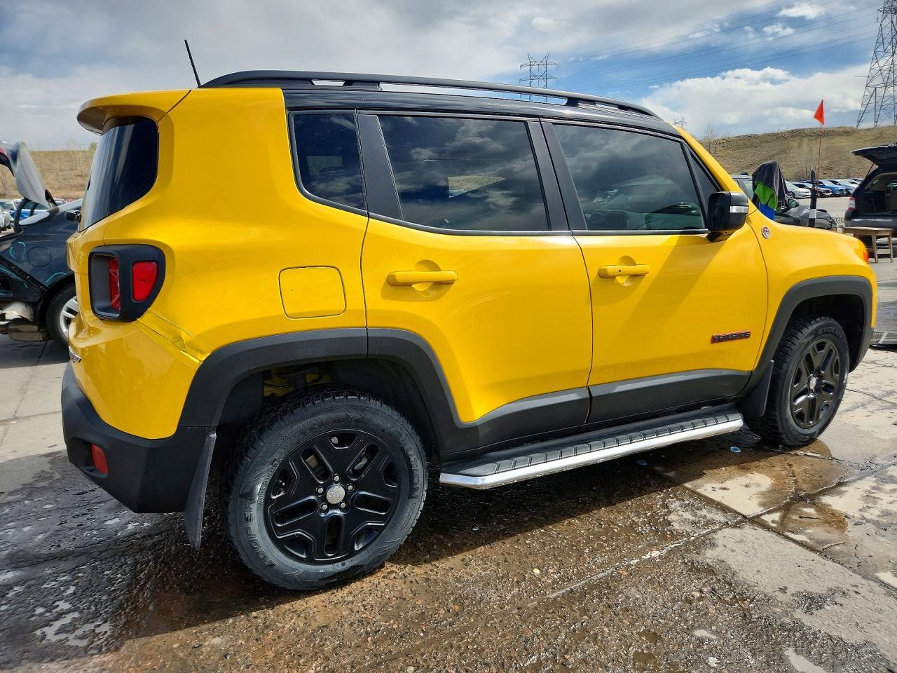 2018 Jeep Renegade Trailhawk - Image 3