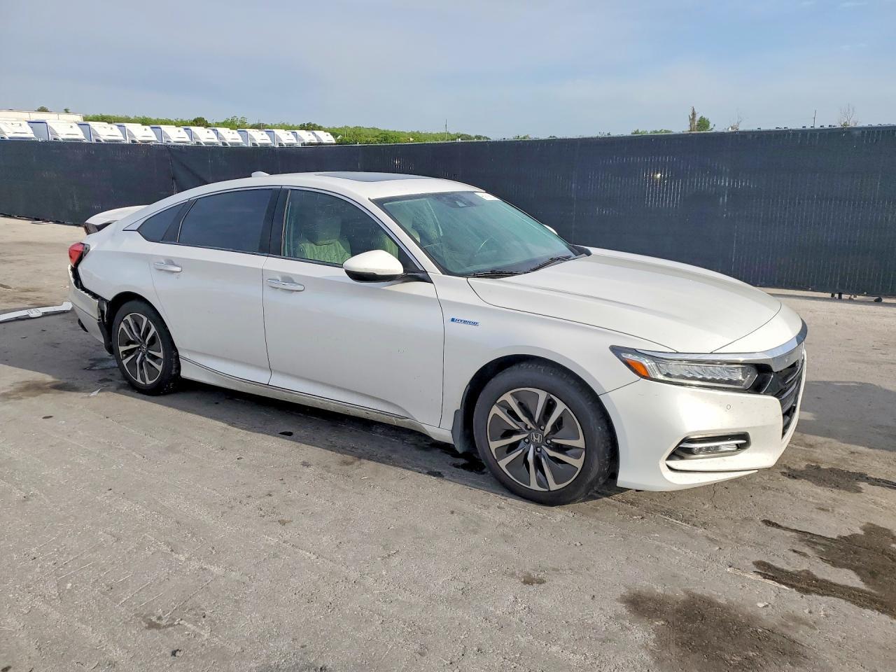 2019 Honda Accord Touring Hybrid - Фото 4