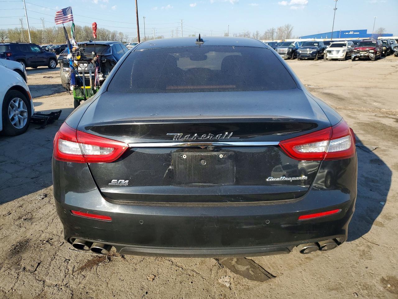2017 Maserati Quattroporte S - Фото 6