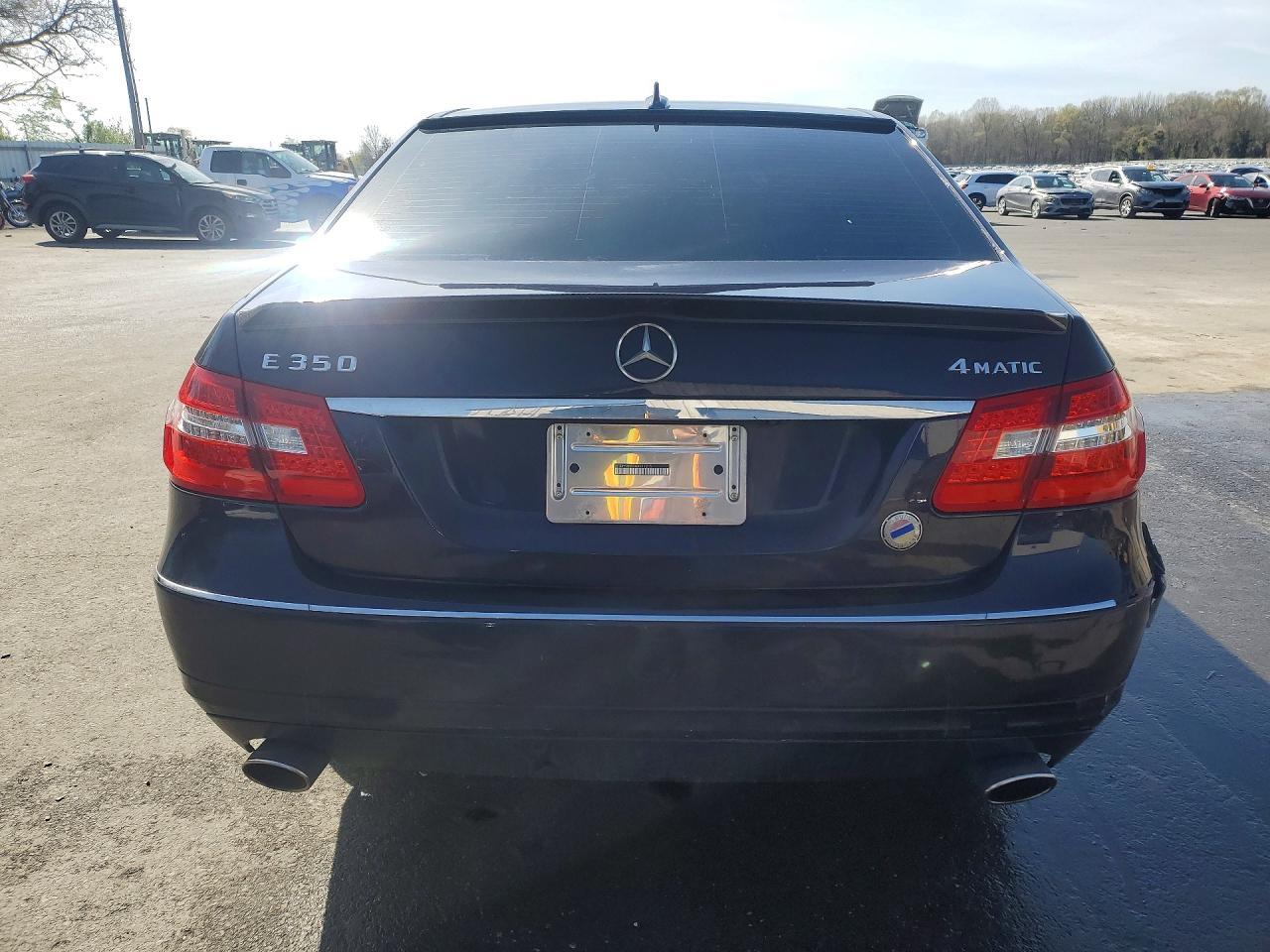 2010 Mercedes-Benz E 350 4Matic - Фото 6