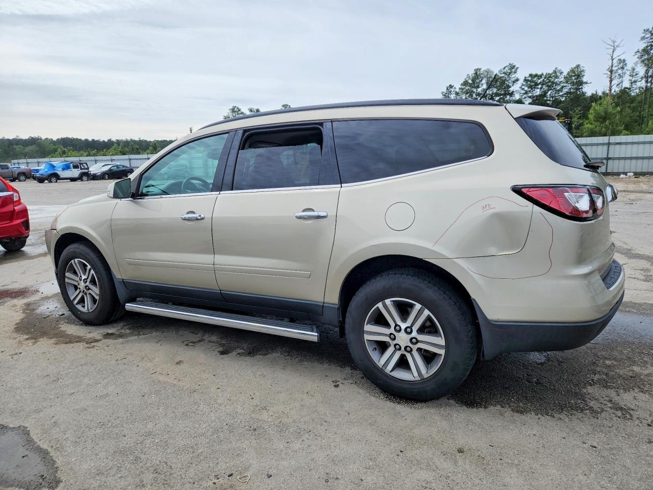 2015 Chevrolet Traverse Lt - Фото 2