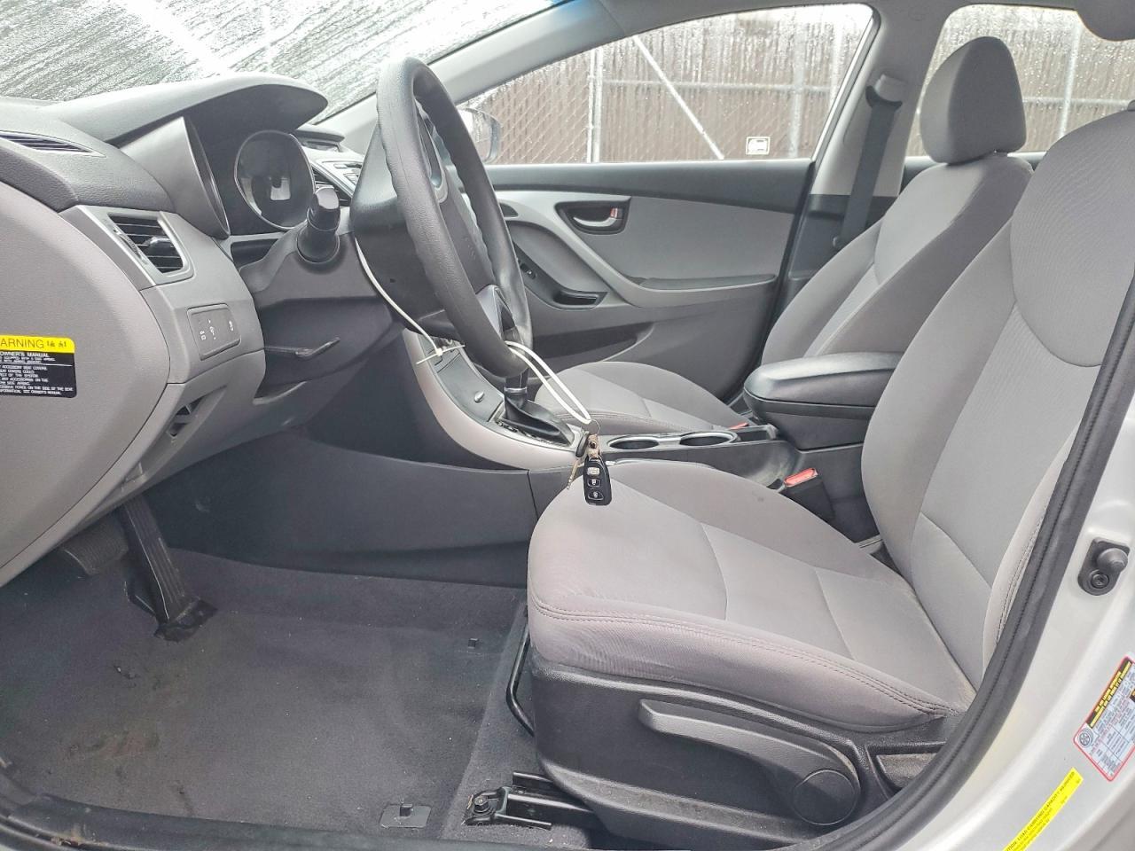 2016 Hyundai Elantra Se - Фото 7
