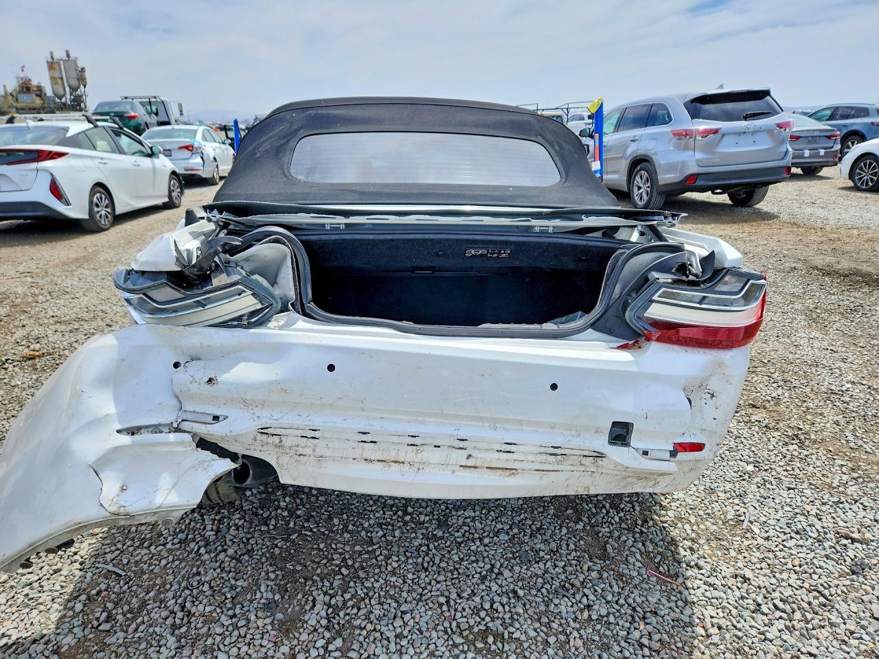 2015 BMW 228 Xi - Фото 6