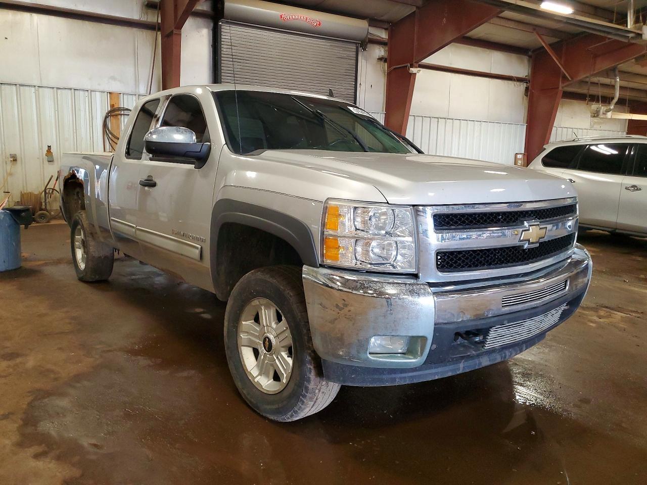 2010 Chevrolet Silverado K1500 Lt - Image 4