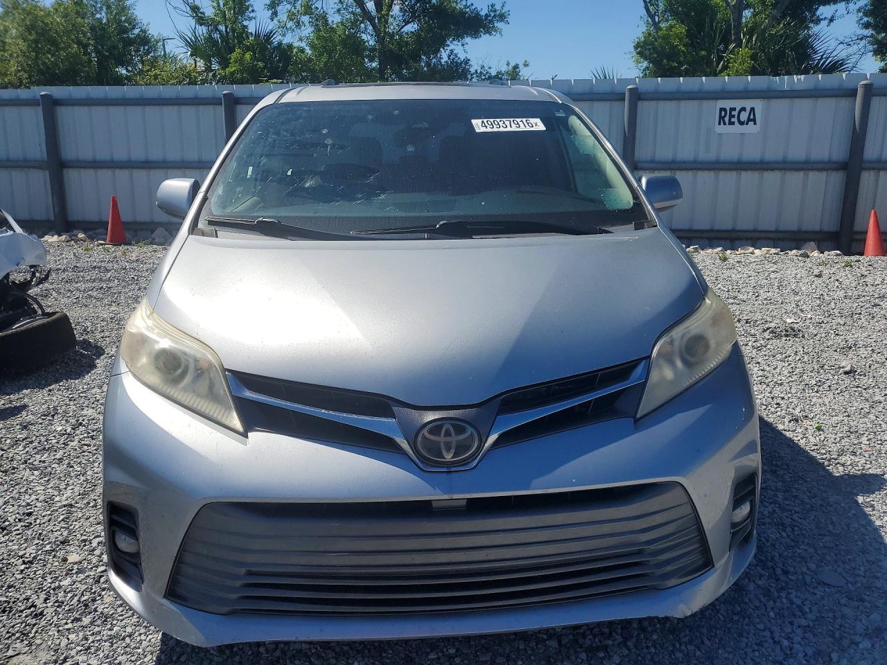 2019 Toyota Sienna Xle 8-Passenger - Фото 5