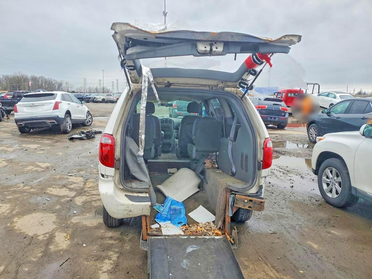 2006 Dodge Grand Caravan Se - Image 6