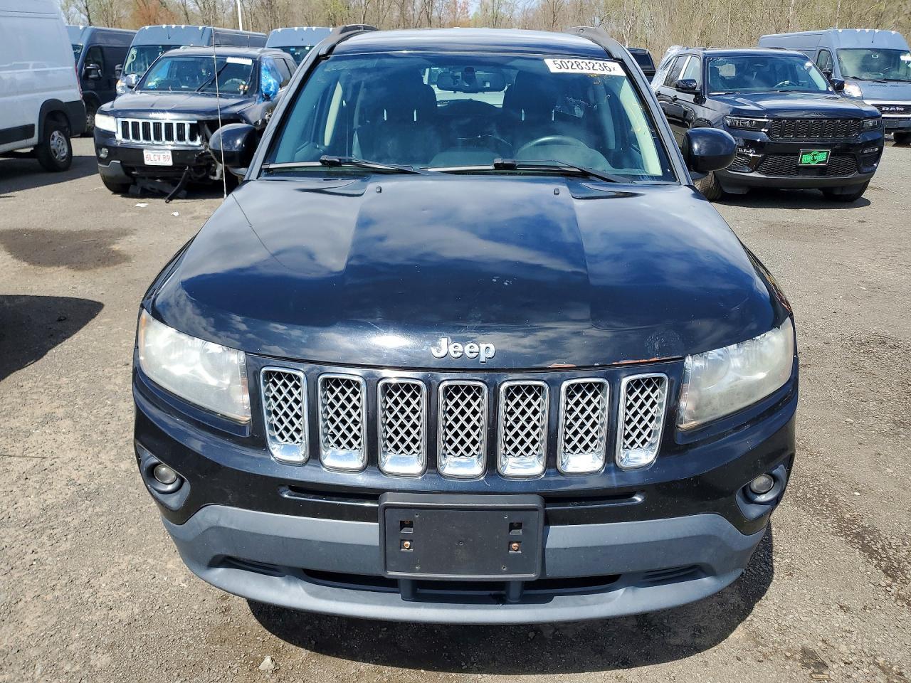 2014 Jeep Compass Latitude - Фото 5