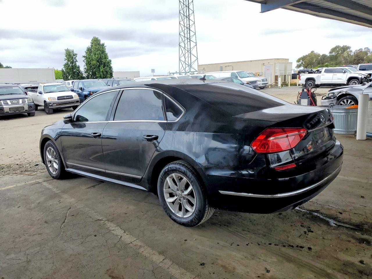 2016 Volkswagen Passat S - Image 2