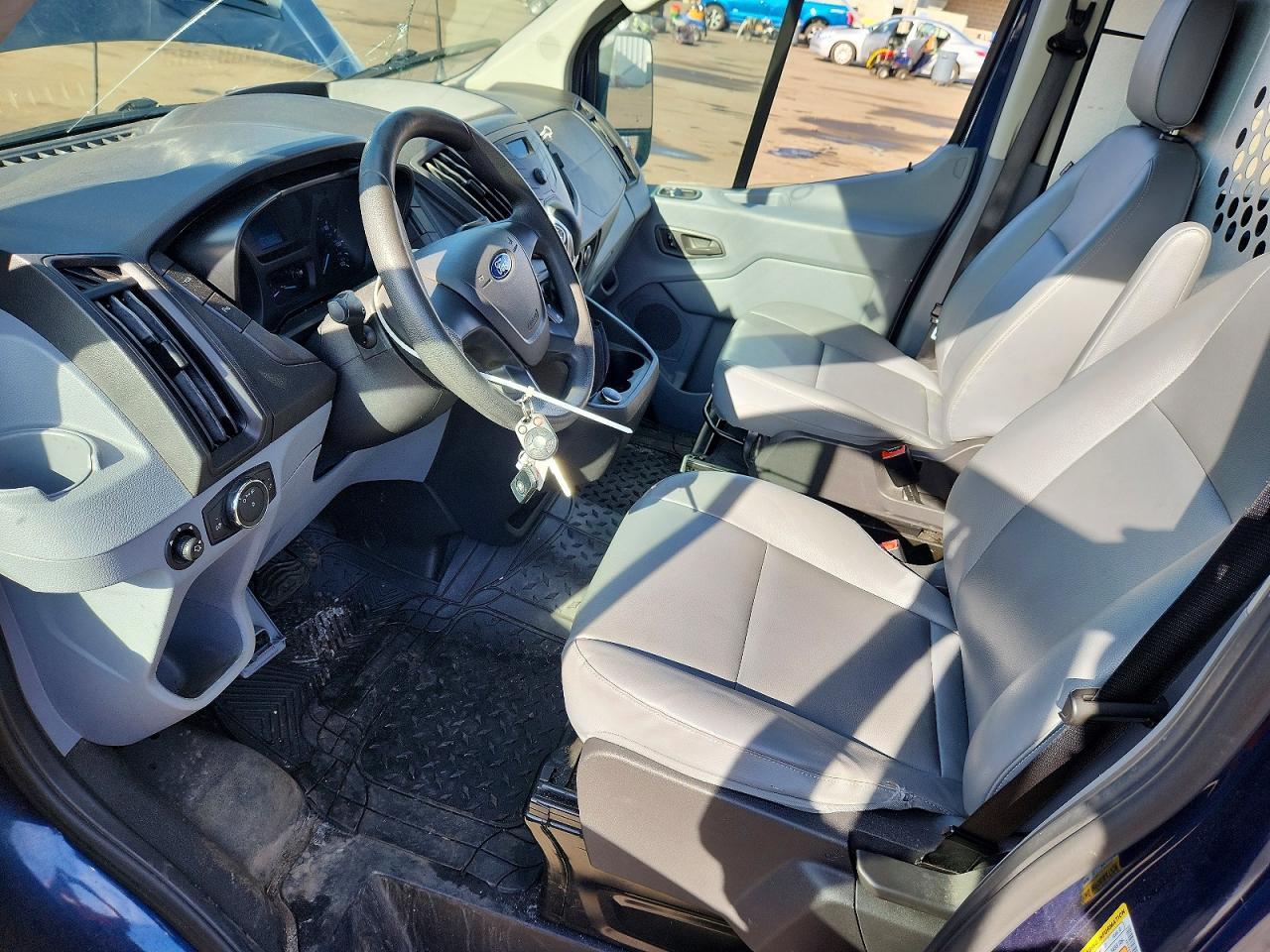 2017 Ford Transit T-150 - Фото 7