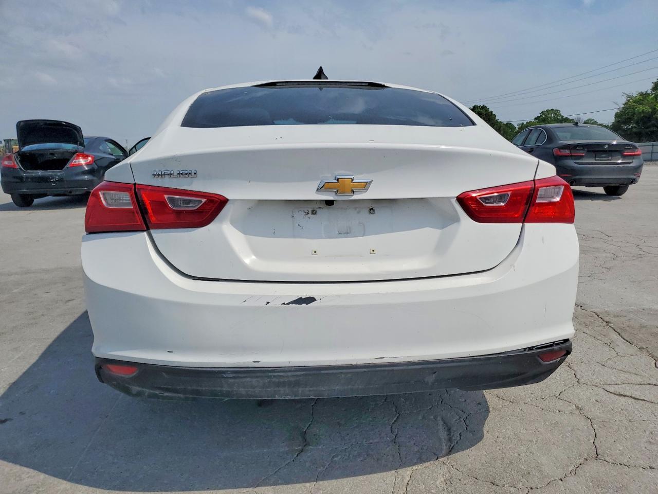 2018 Chevrolet Malibu Ls - Фото 6