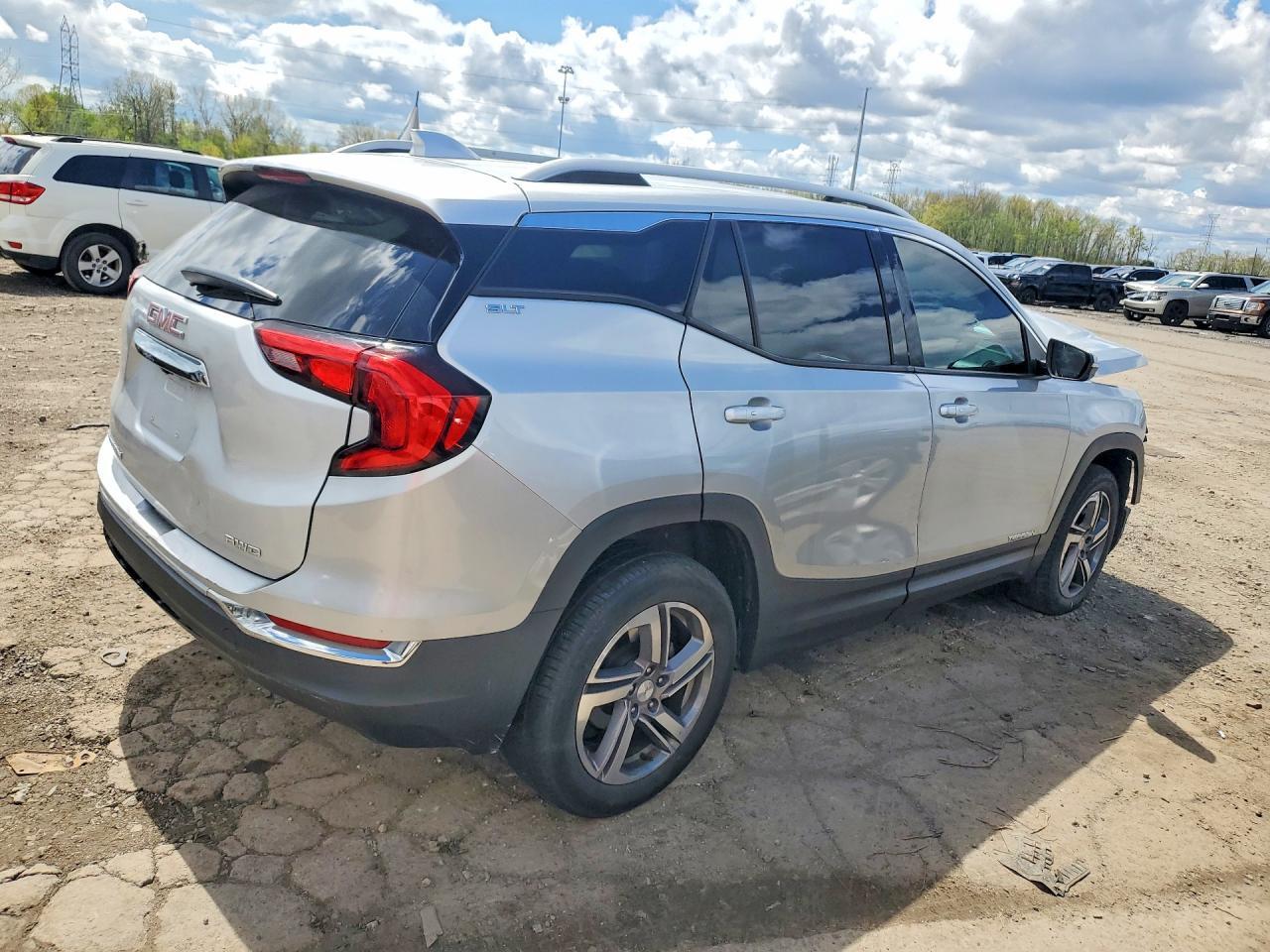2020 GMC Terrain Slt - Фото 3