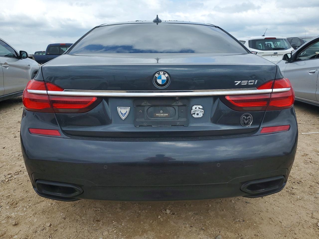 2019 BMW 750 I - Image 6