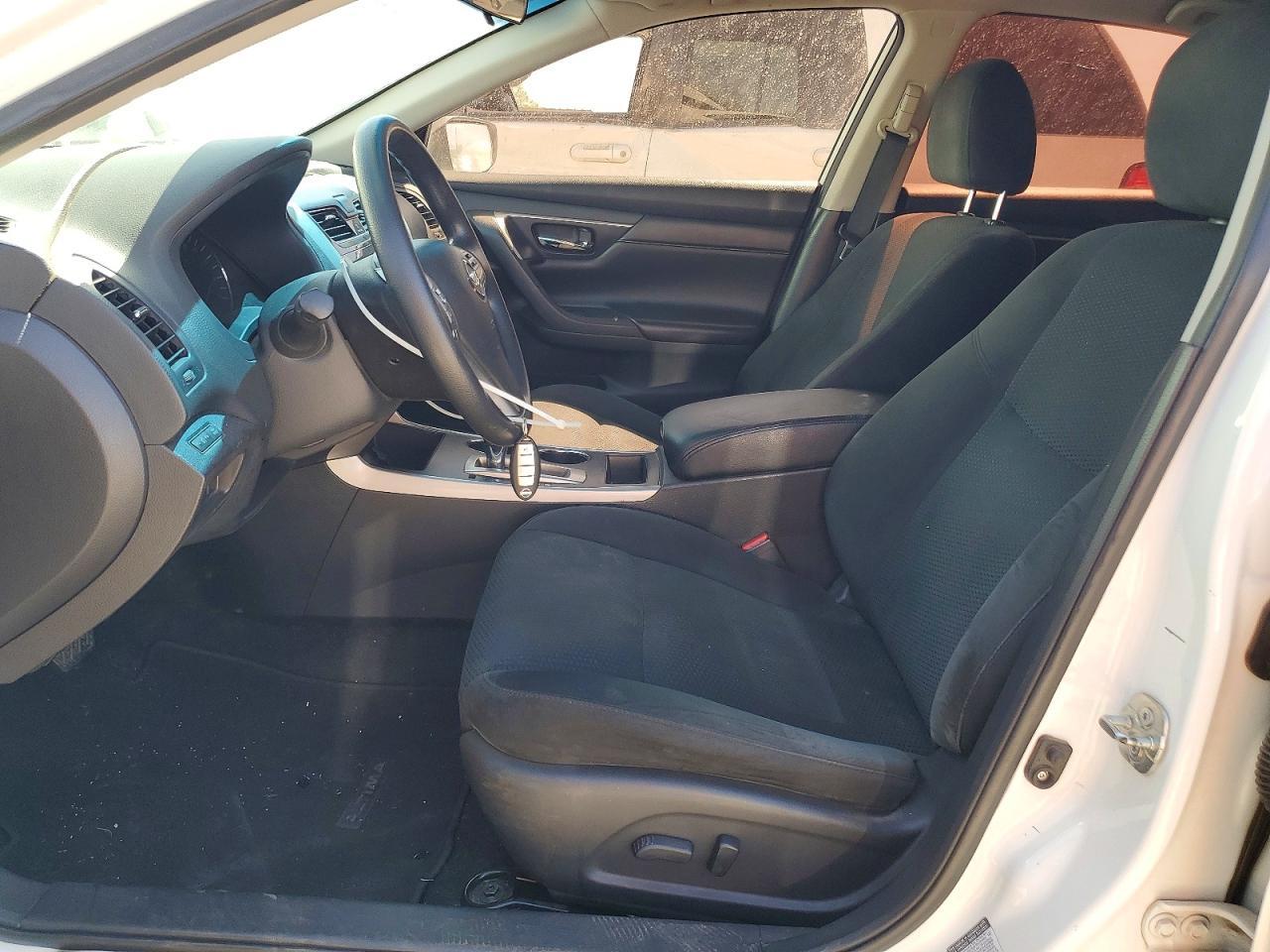 2015 Nissan Altima 2.5 S - Image 7
