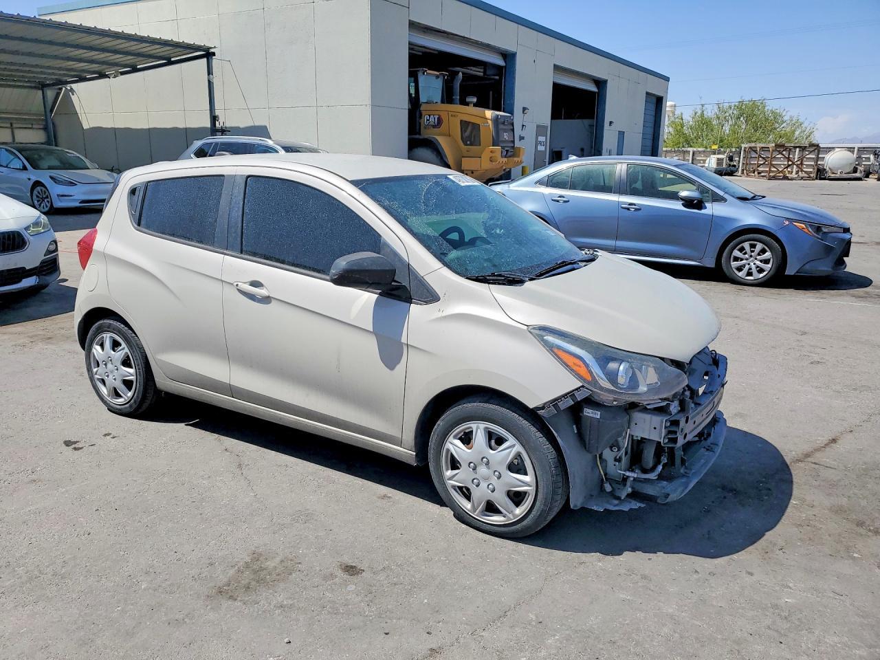 2020 Chevrolet Spark Ls - Фото 4