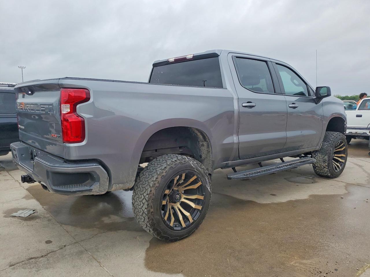 2021 Chevrolet Silverado C1500 Rst - Фото 3