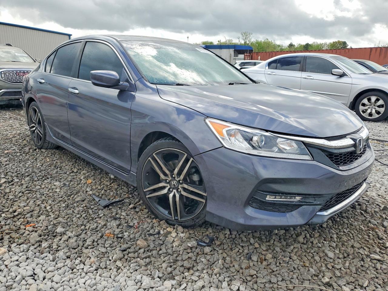 2017 Honda Accord Sport - Image 4