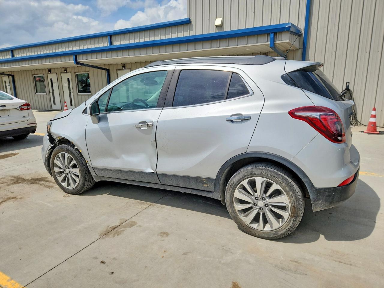 2020 Buick Encore Preferred - Image 2