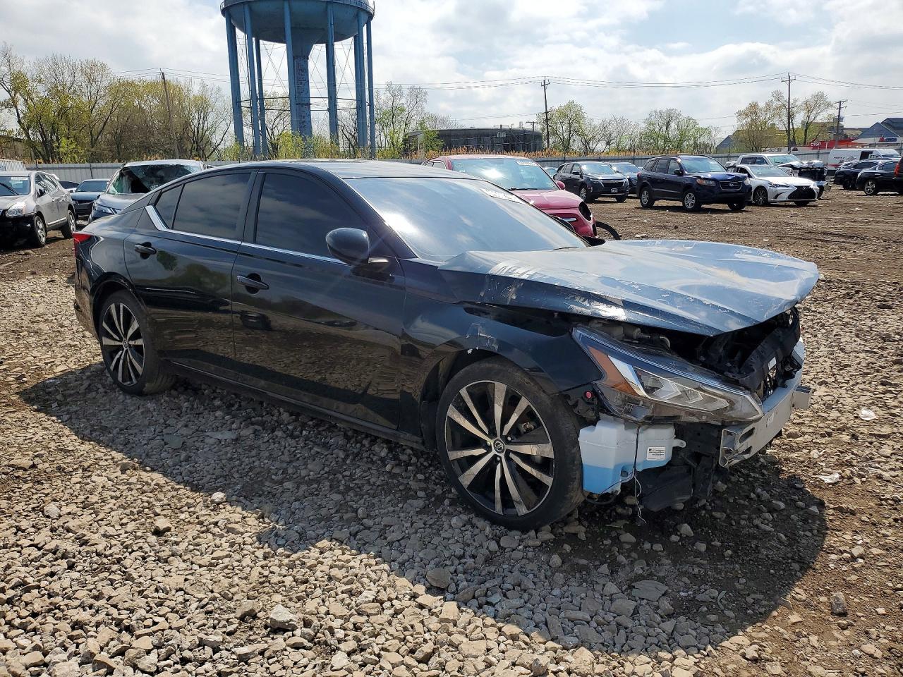 2022 Nissan Altima 2.5 Sr - Image 4