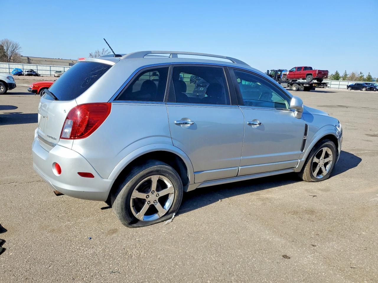 2013 Chevrolet Captiva Sport - Image 3