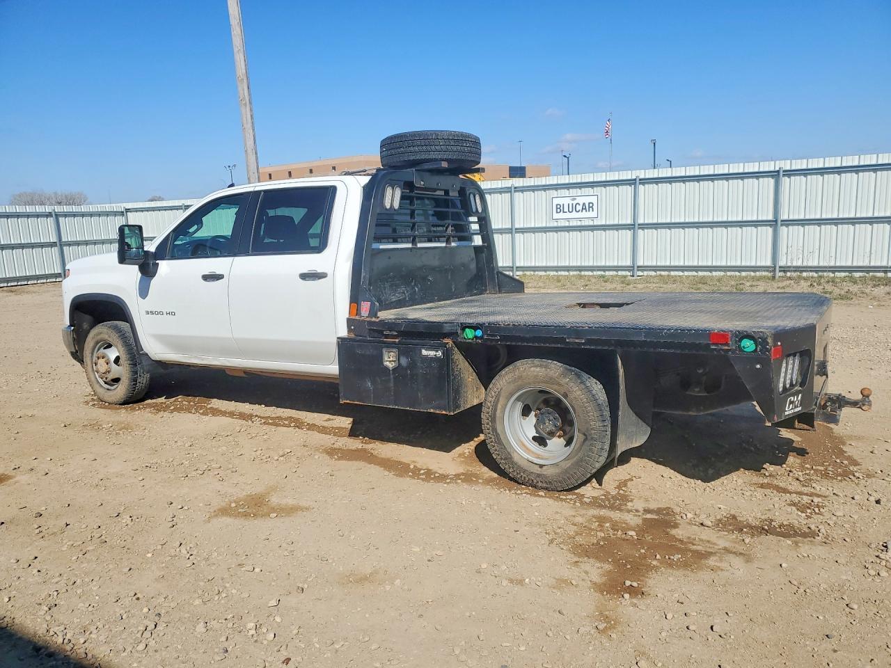 2024 Chevrolet Silverado K3500 - Фото 2