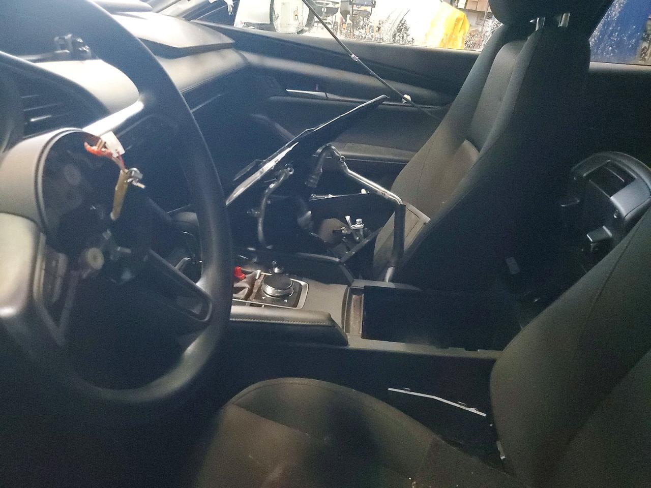 2025 Mazda 3 Select Sport - Image 7