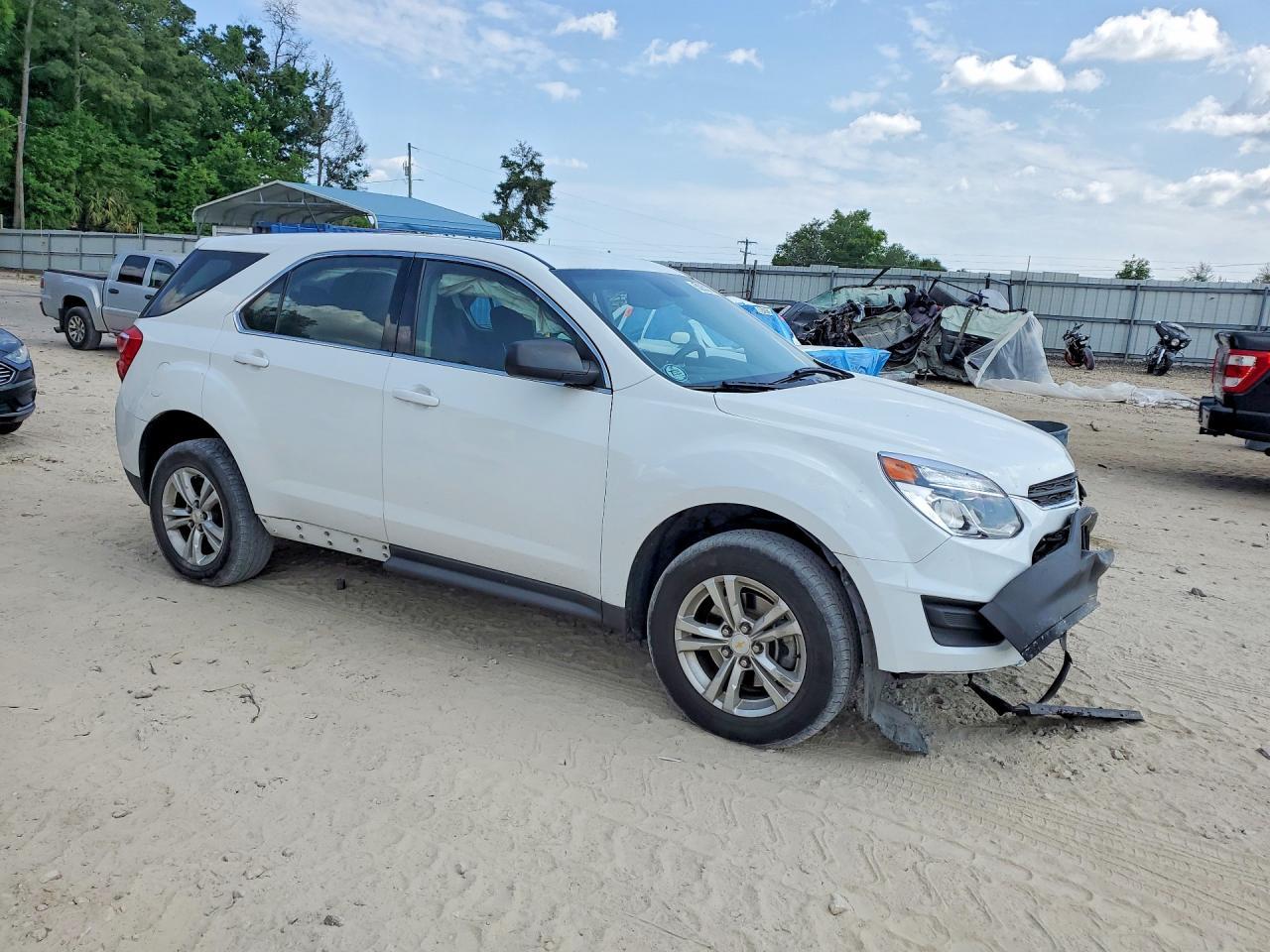 2017 Chevrolet Equinox Ls - Фото 4