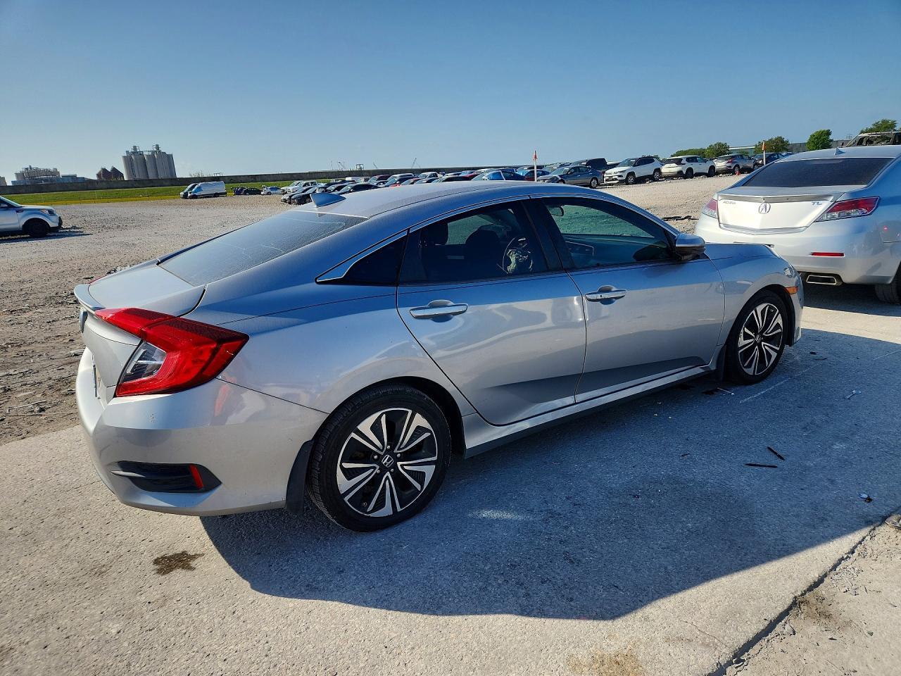 2017 Honda Civic - Фото 3