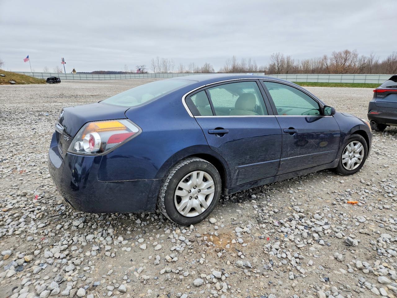 2011 Nissan Altima 2.5 - Фото 3