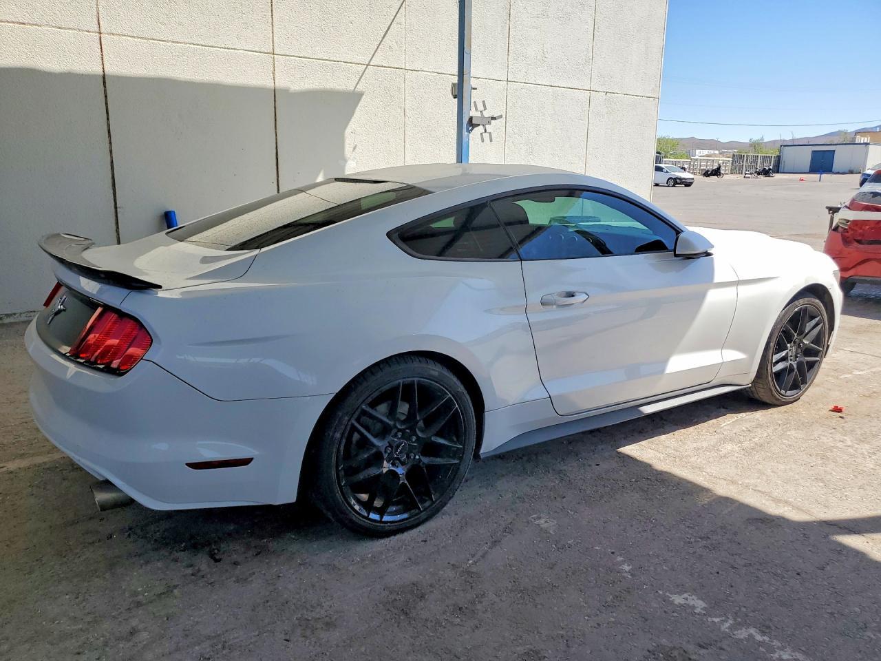 2015 Ford Mustang - Image 3