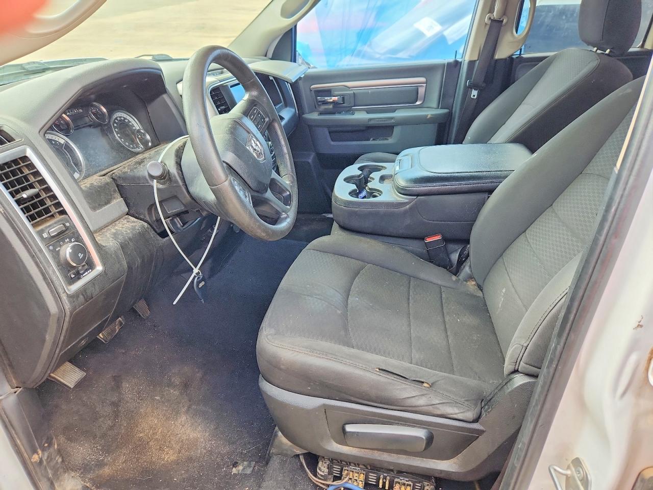 2019 Ram 1500 Classic Slt - Image 7