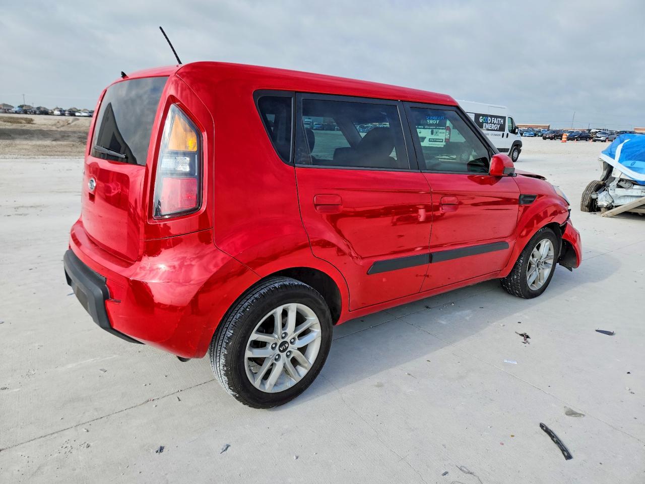 2010 Kia Soul + - Image 3