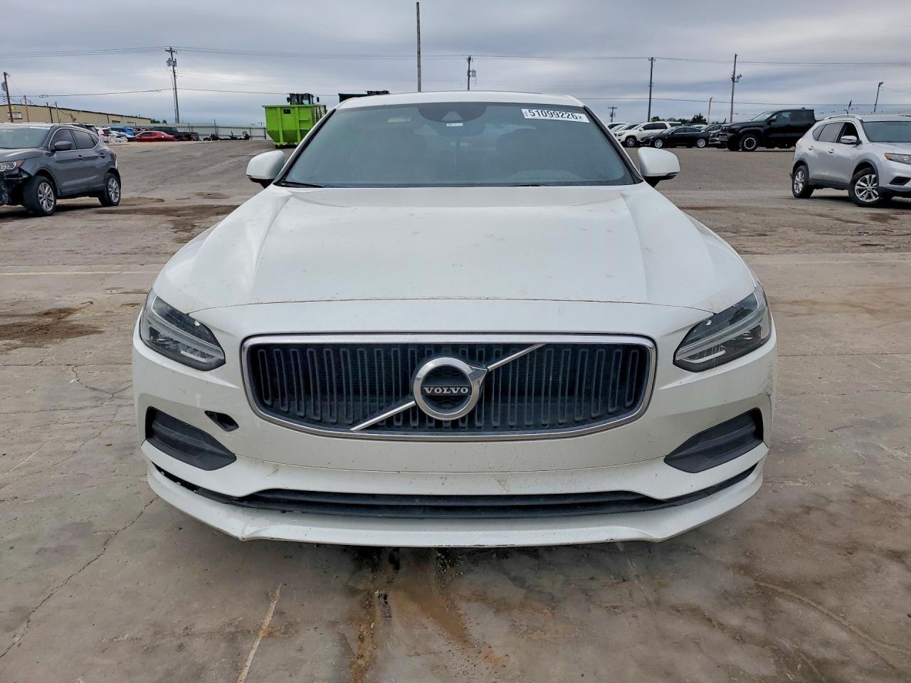 2018 Volvo S90 T5 Momentum - Фото 5