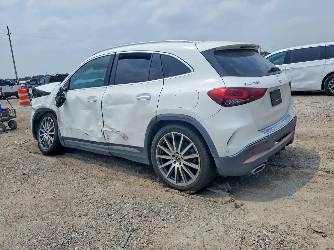2021 Mercedes-Benz Gla 250 - Фото 2