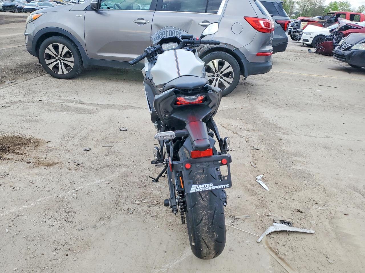 2026 Kawasaki Ex650 P - Image 4