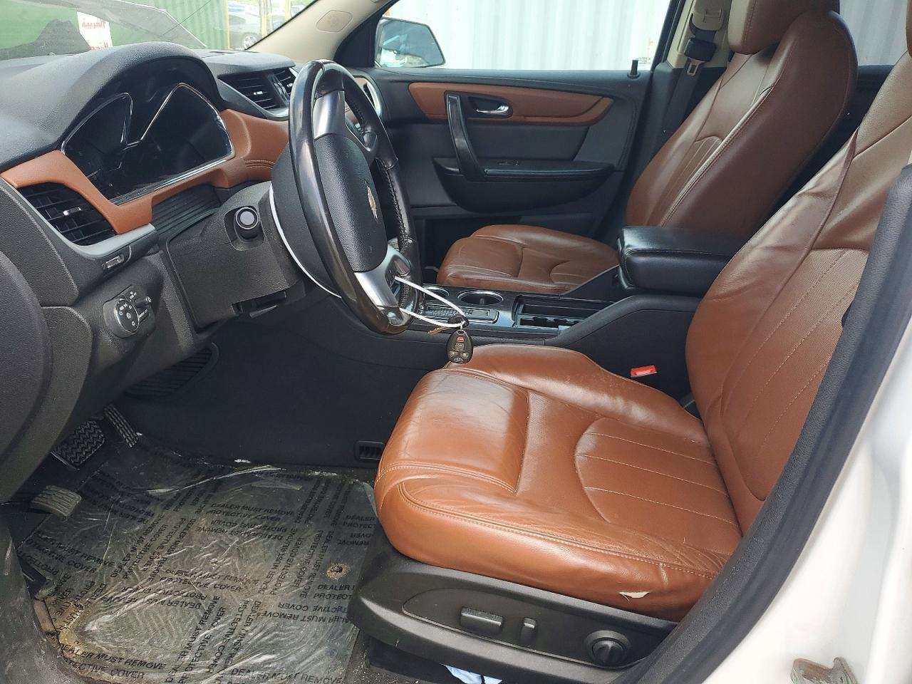 2017 Chevrolet Traverse Premier - Фото 7
