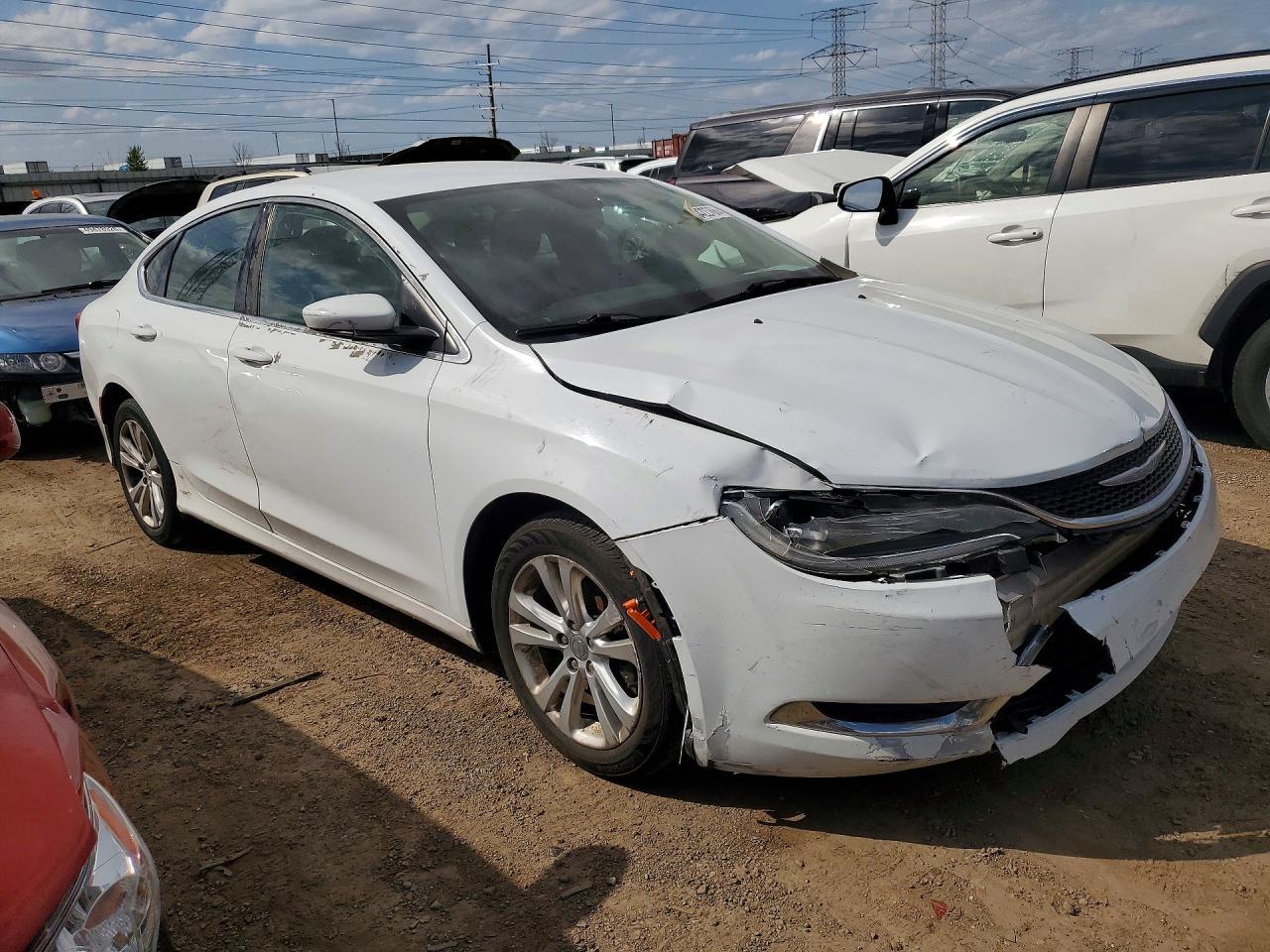 2016 Chrysler 200 Limited - Image 4