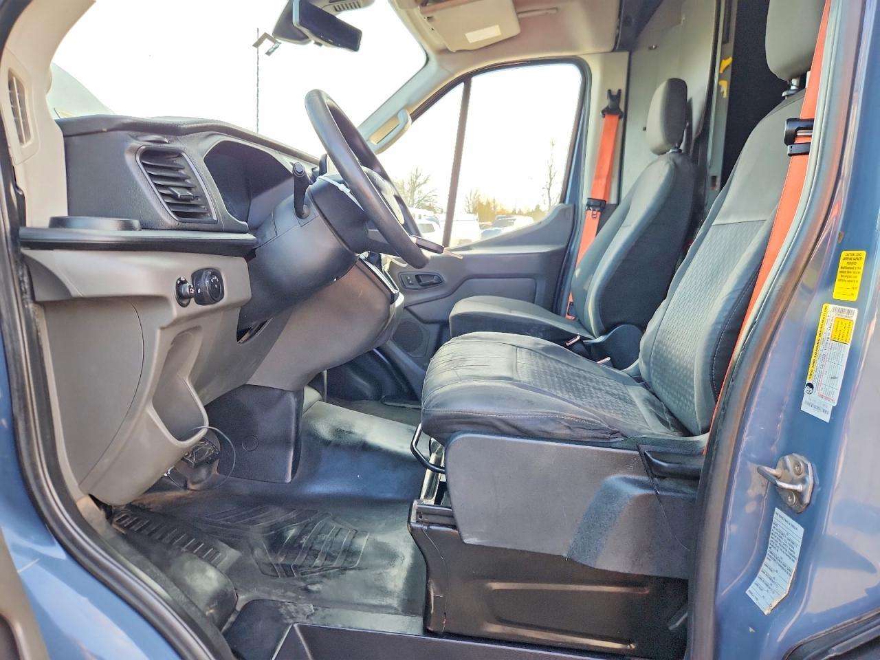 2020 Ford Transit T-250 - Image 7