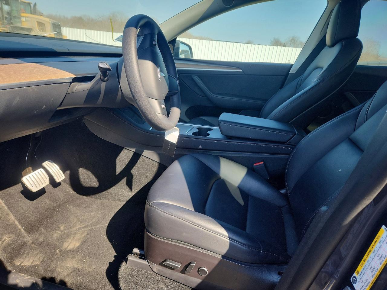 2023 Tesla Model Y - Фото 7