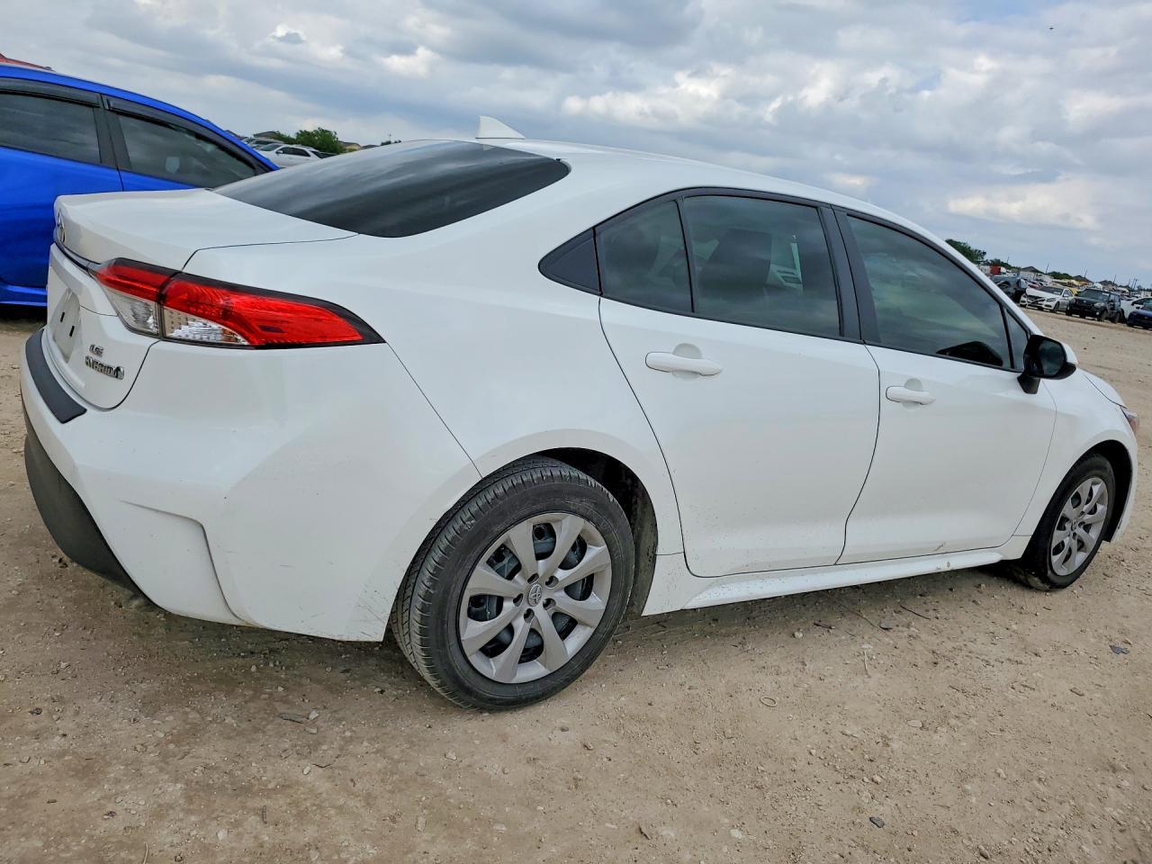 2024 Toyota Corolla Hybrid Le - Фото 3