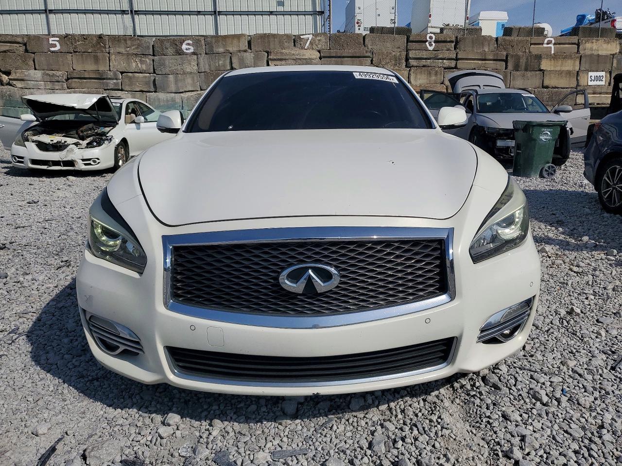 2015 Infiniti Q70L 3.7 - Image 5
