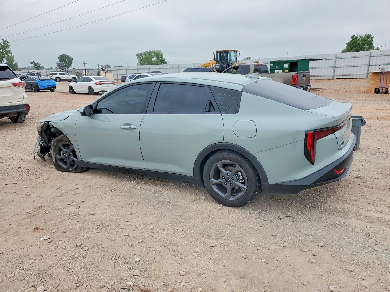 2025 Kia K4 Lxs - Image 2