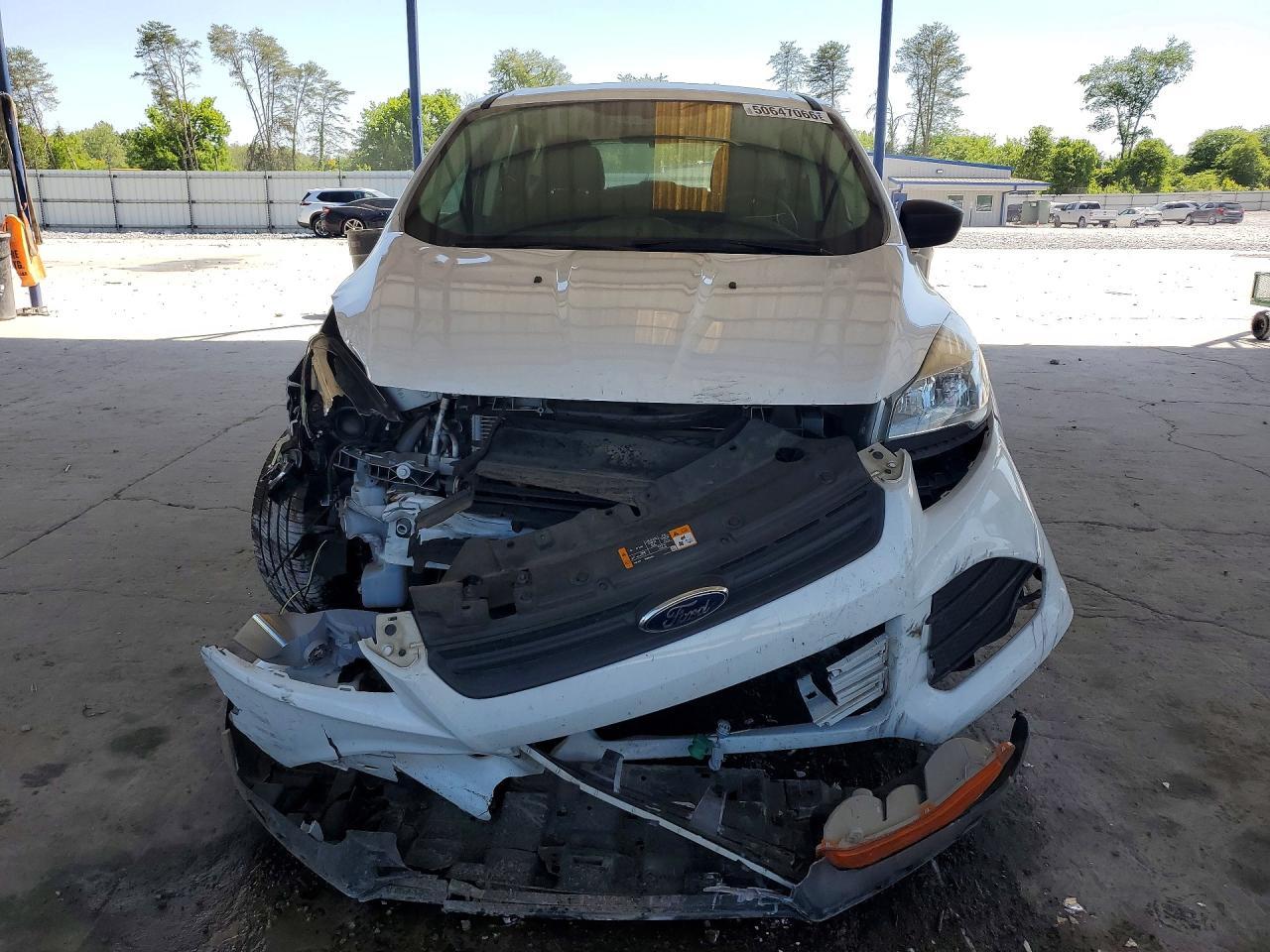 2014 Ford Escape S - Фото 5